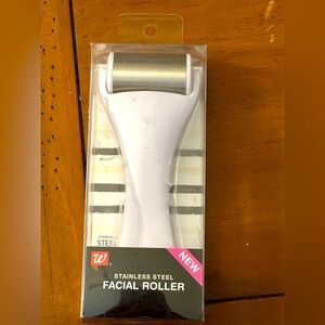 Stainless Steel Calming Facial Roller | NWT 🏷️ Walgreens Beauty